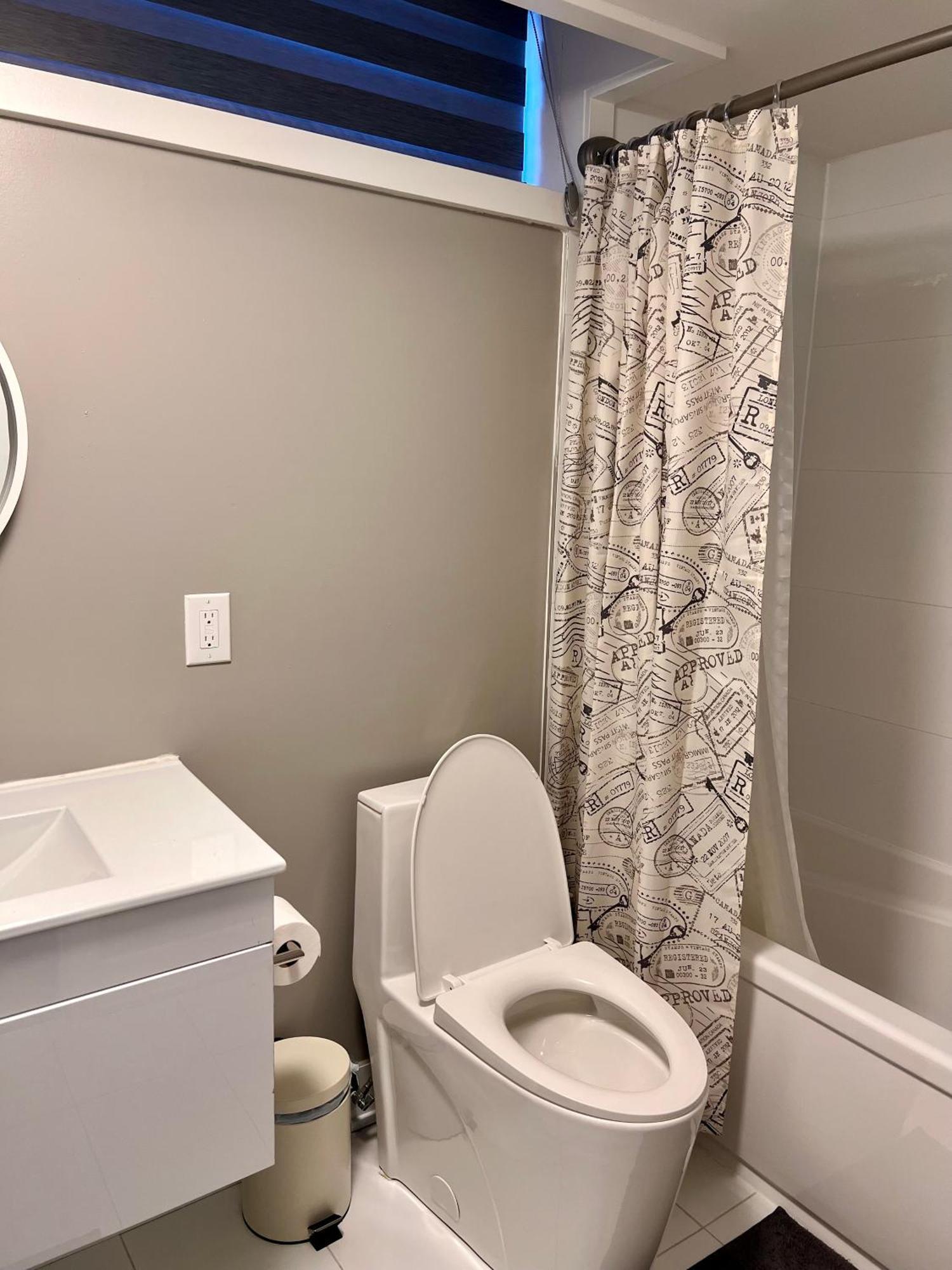 Niagara Getaway Across Fallsview Εξωτερικό φωτογραφία